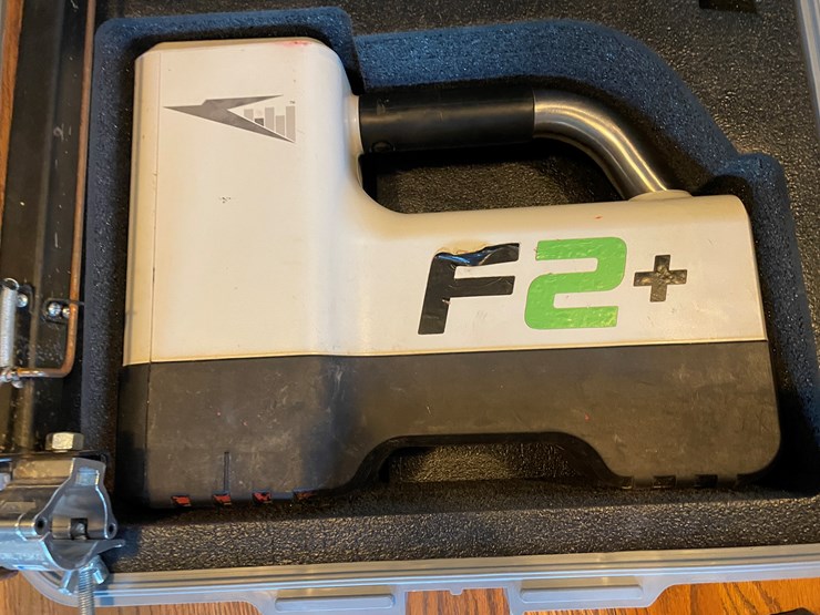 #1043-•-f2-locating-system-image-2