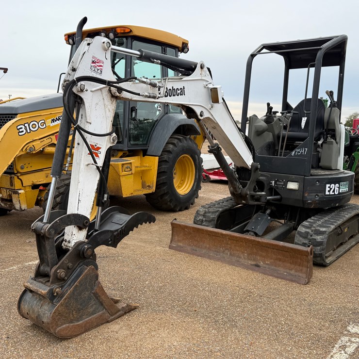 2018 BOBCAT E26