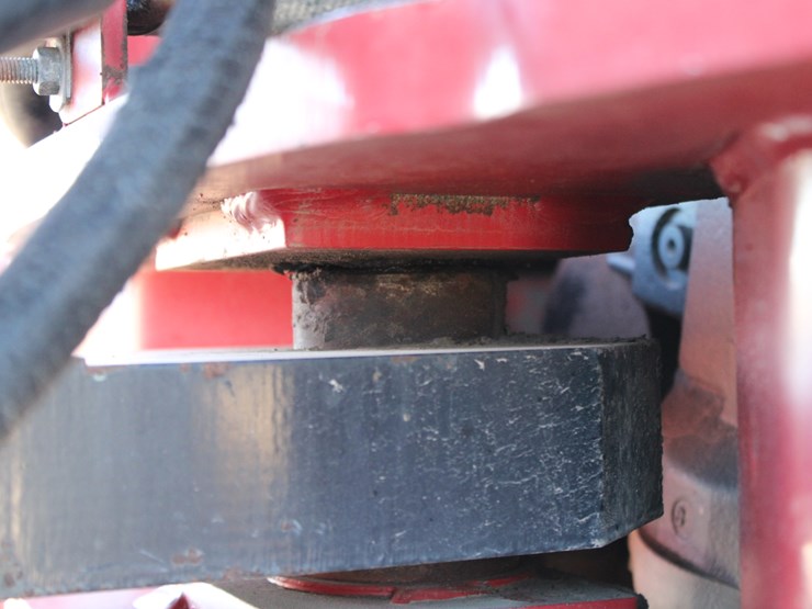 international-4100-image-54