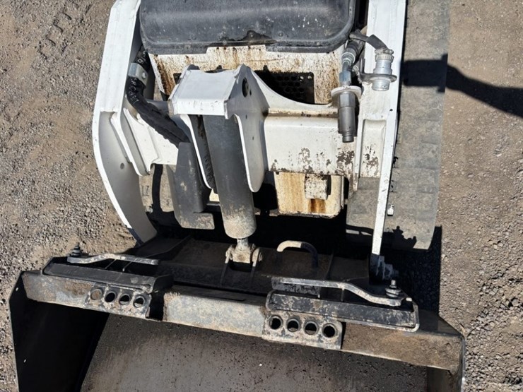 2022-bobcat-mt100-image-14