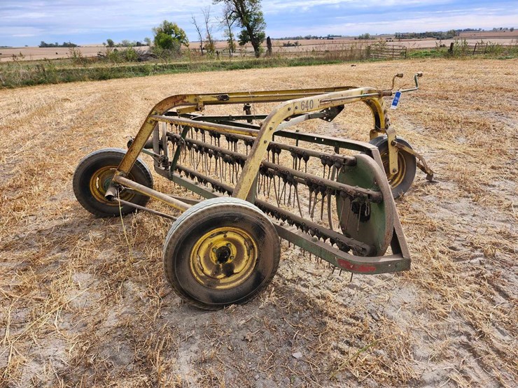 john-deere-640-image-3