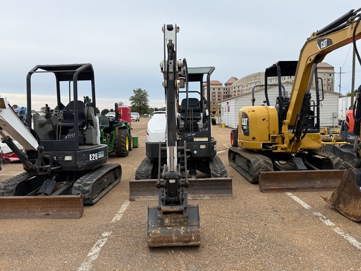 2013-bobcat-e35-image-3