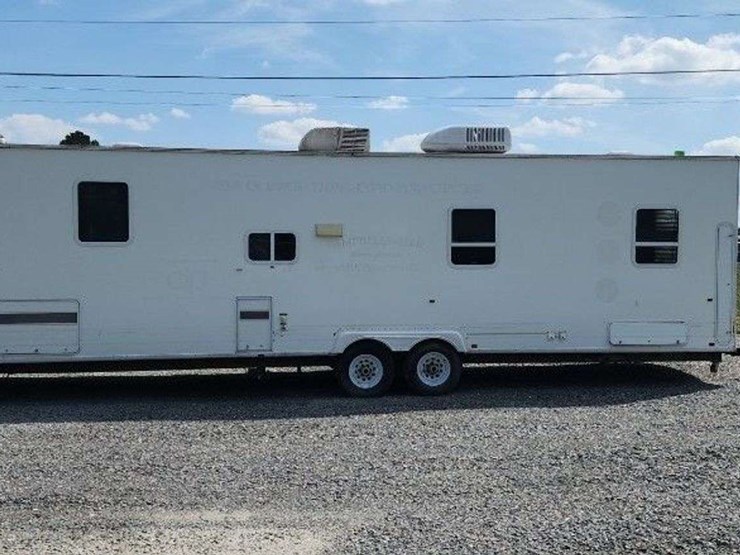 tag-along-camper-image-1