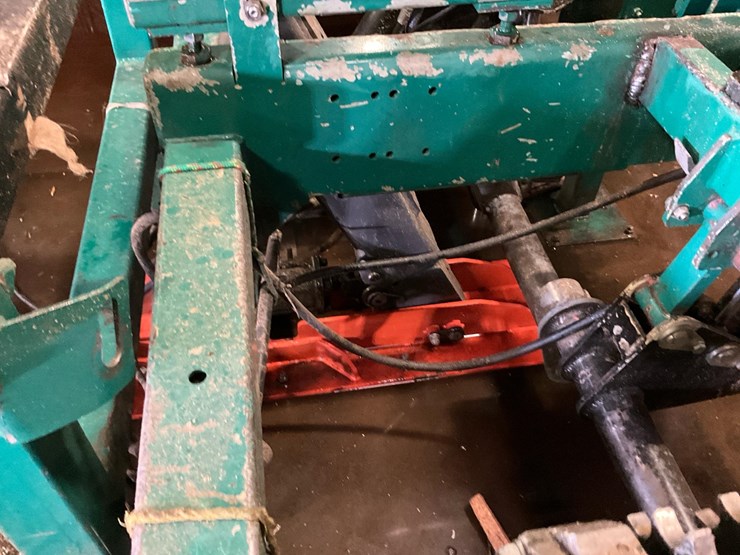 #100-•-2014-wood-mizer-wm4000-thin-kerf-image-8