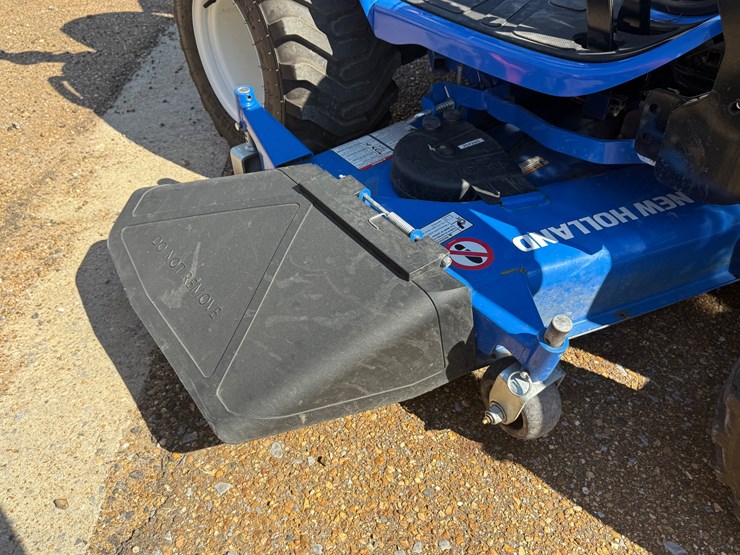 new-holland-workmaster-25s-image-16