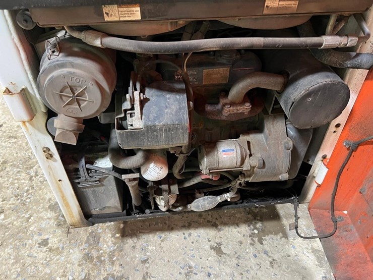 2014-bobcat-s70-image-14