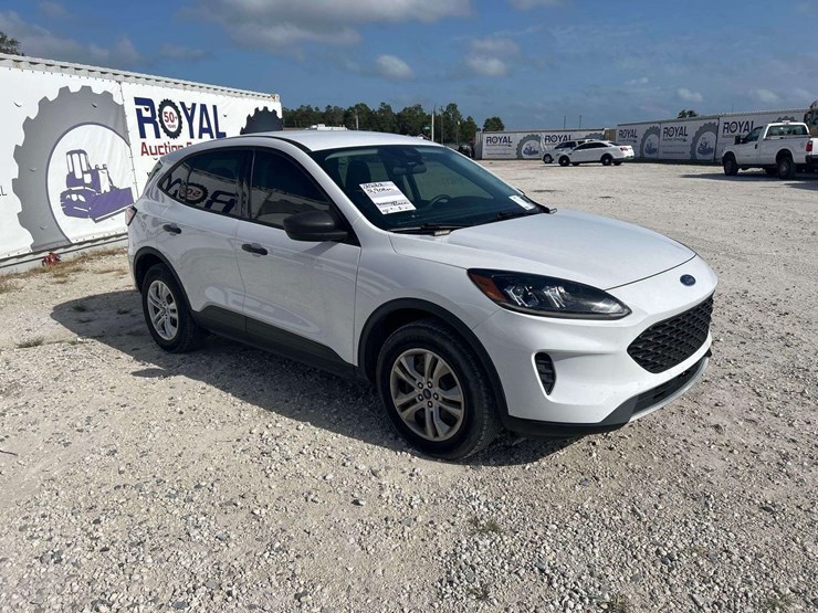 2022-ford-escape-image-2