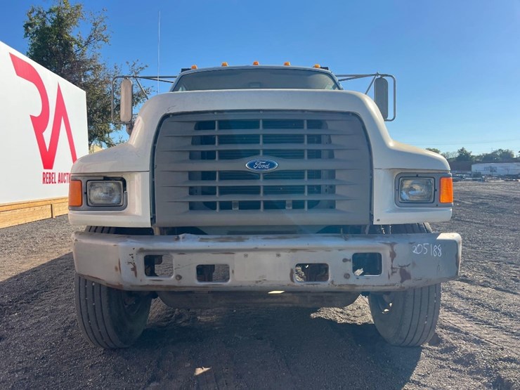 1996-ford-f-series-flatbed-truck-image-7