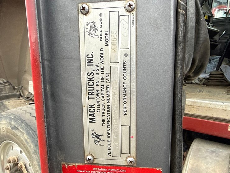 mack-rd688s-image-21