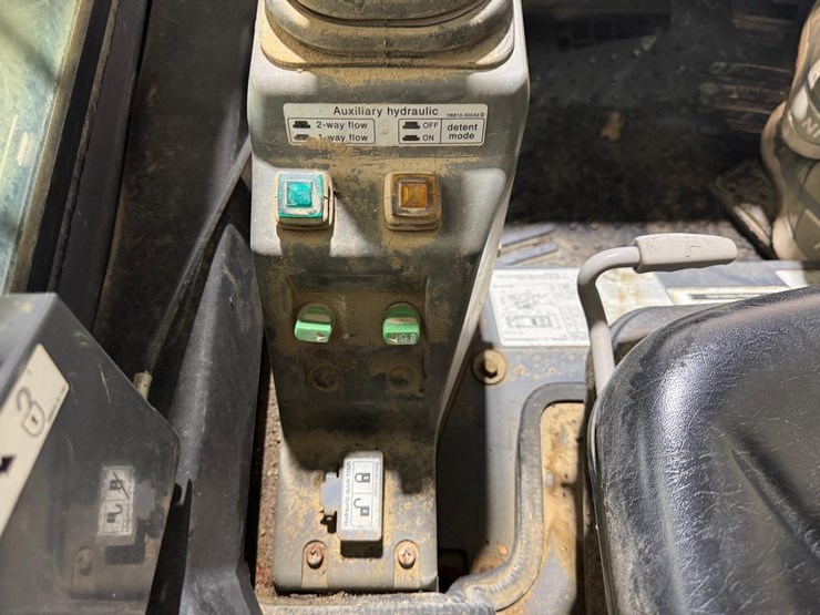 takeuchi-tl230-image-24