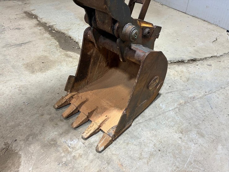 2016-deere-50g-image-17