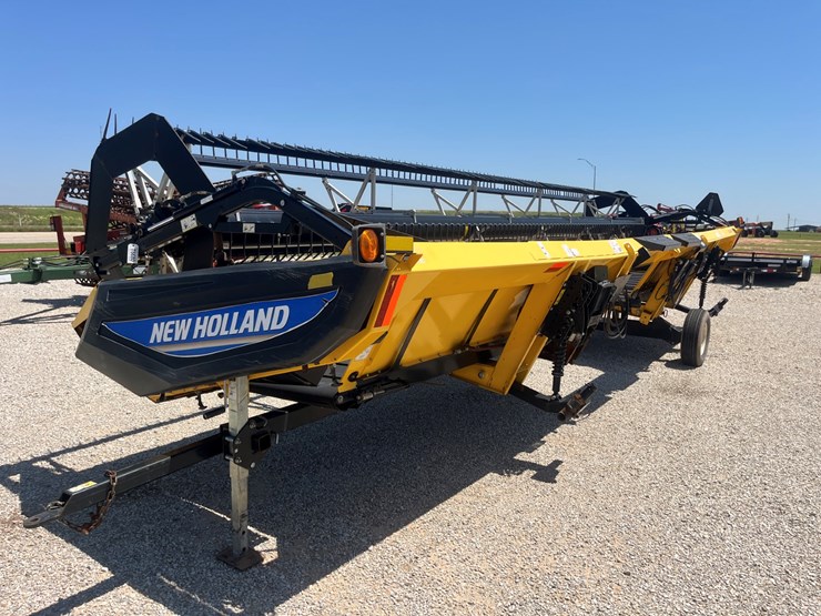 new-holland-430-image-3