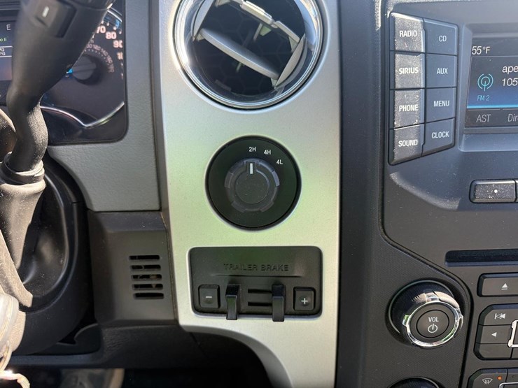 2014-ford-f150-image-25