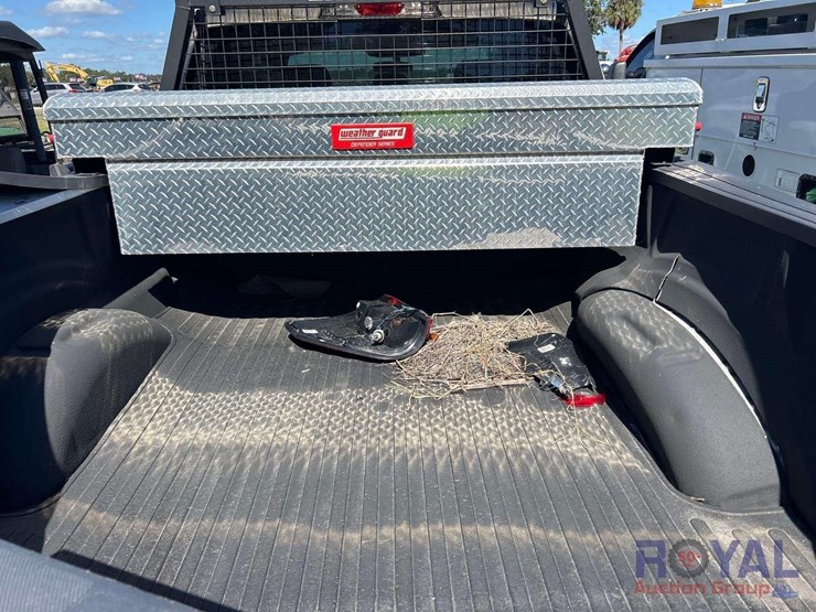 2021-ford-f150-image-21