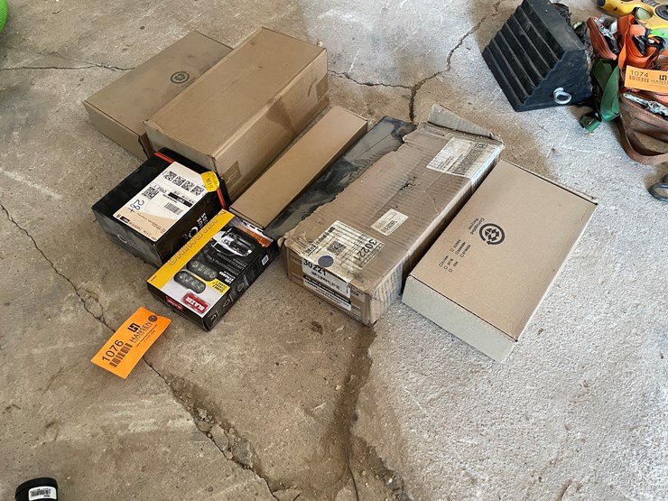 #1076-•-various-new-strobe-lights-image-2