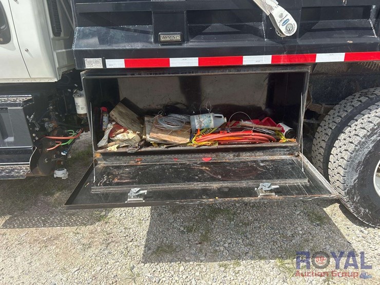 2021-international-hv507-4x4-12ft-single-axle-dump-truck-image-21