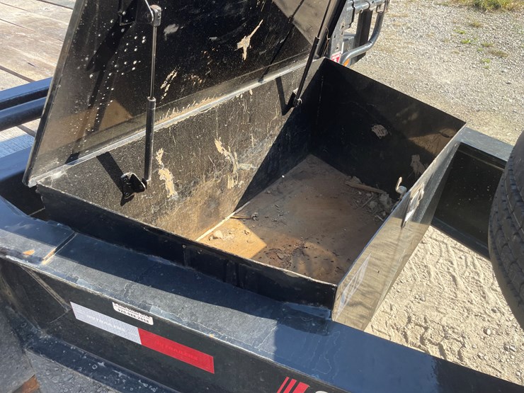 #1010-•-2023-pj-trailers-26'-tandem-dual-axle-deck-over-trailer,-(has-title)-image-16