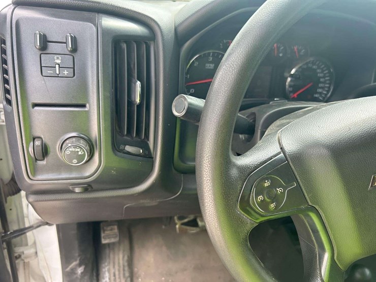 2019-chevrolet-silverado-image-13