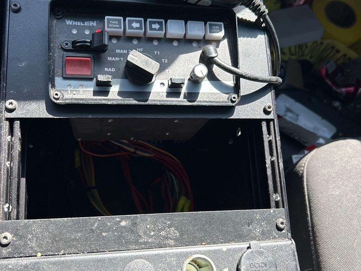 2018-chevrolet-tahoe-image-18