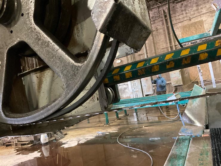 #100-•-2014-wood-mizer-wm4000-thin-kerf-image-40