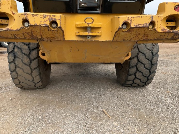 2013-caterpillar-924k-image-53