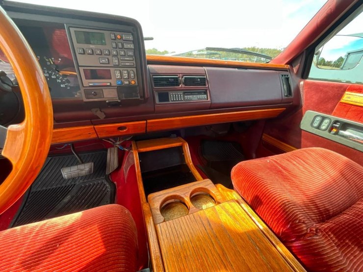 1992-chevrolet-3500-image-16