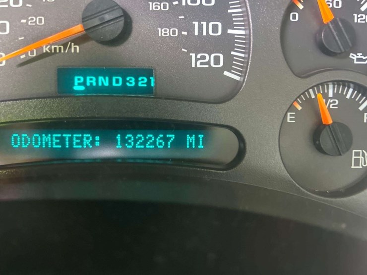 2003-chevrolet-silverado-3500-image-6