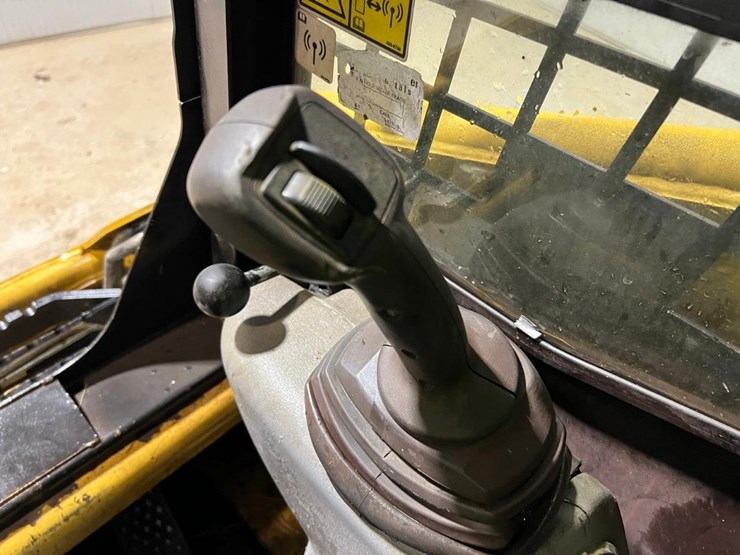 caterpillar-226b3-image-21