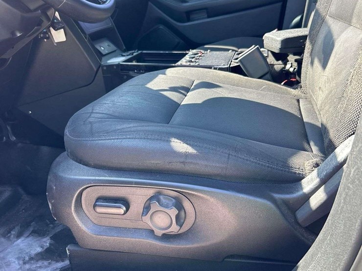 2018-ford-explorer-image-12