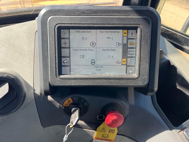 2019-caterpillar-740-gc-image-35