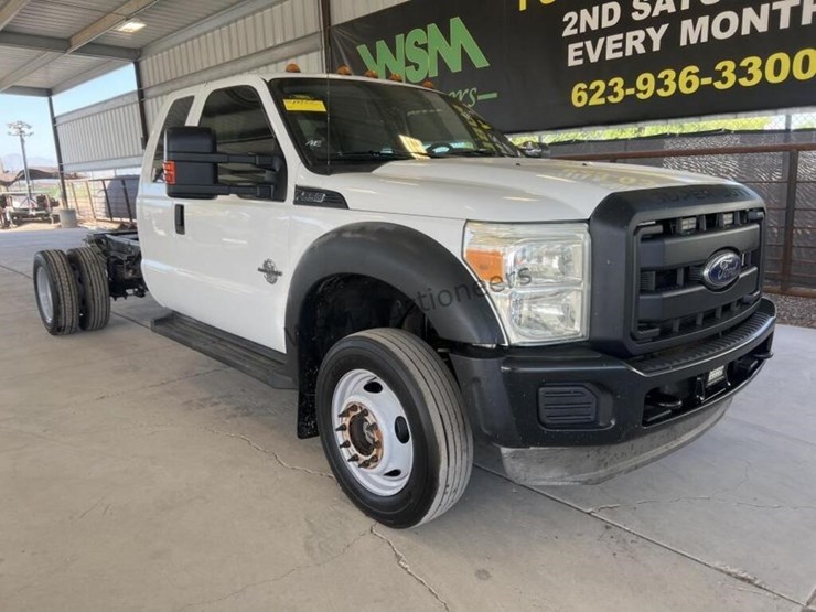 2013-ford-f550-image-2