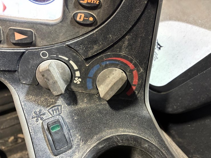 2018-bobcat-e55-image-27