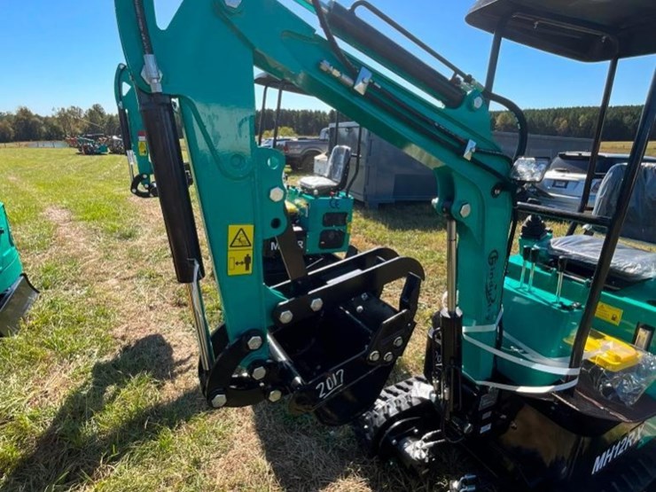 unused-cfg-mh12rx-mini-excavator-(rato-image-2