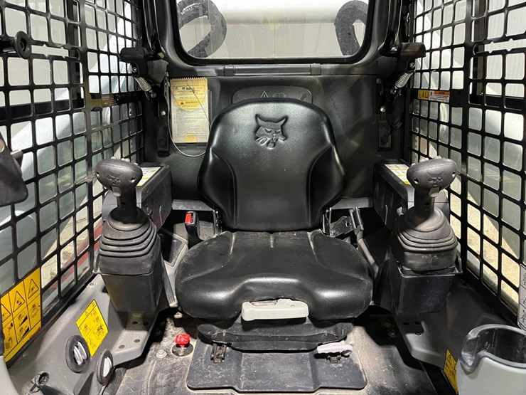 2023-bobcat-s650-image-17