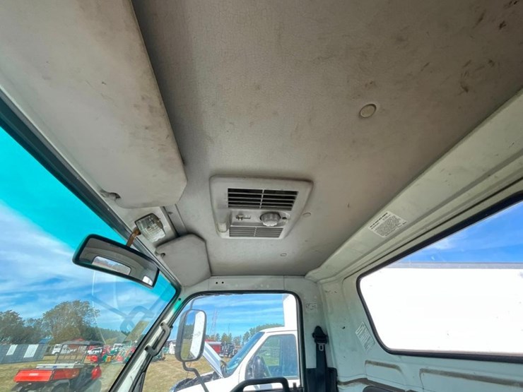 1997-isuzu-cab-&-chassis-image-27