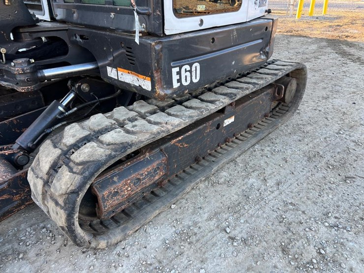 bobcat-e60-image-15