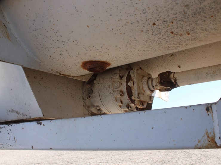 #2044-•-#2044---harsh-303h-feed-mixer-wagon-image-22