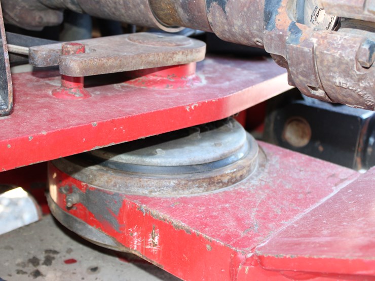 international-4100-image-30