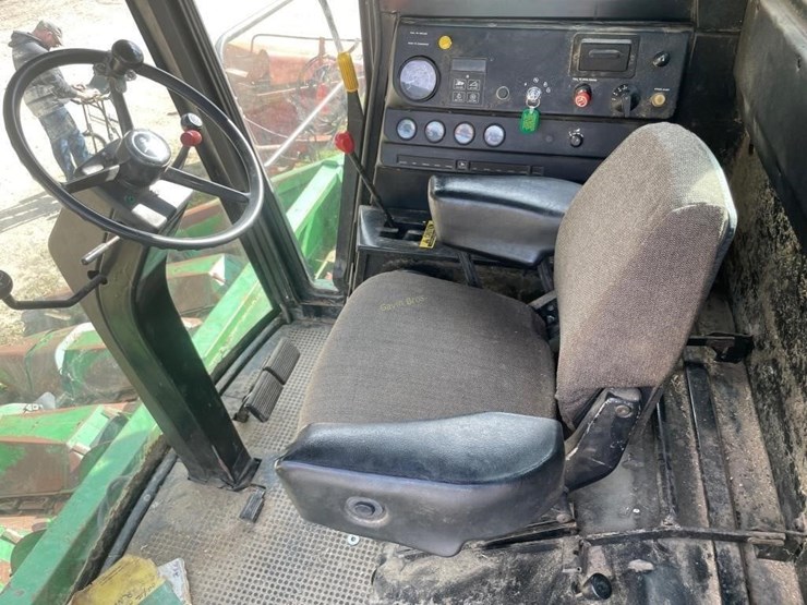 john-deere-7720-titan-ii-image-13