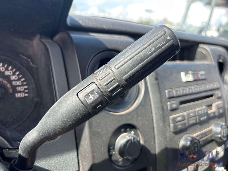 2014-ford-f150-image-16