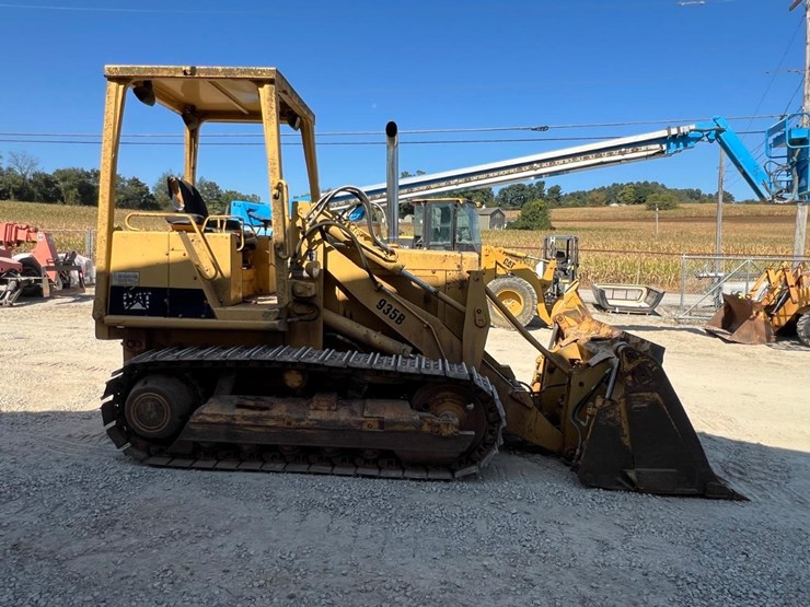 caterpillar-935b-image-6