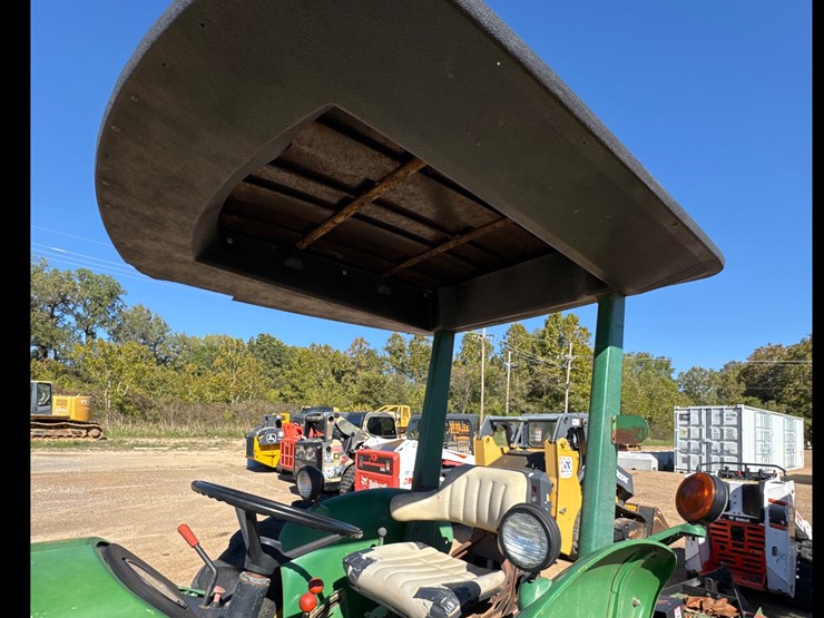 john-deere-2150-image-15