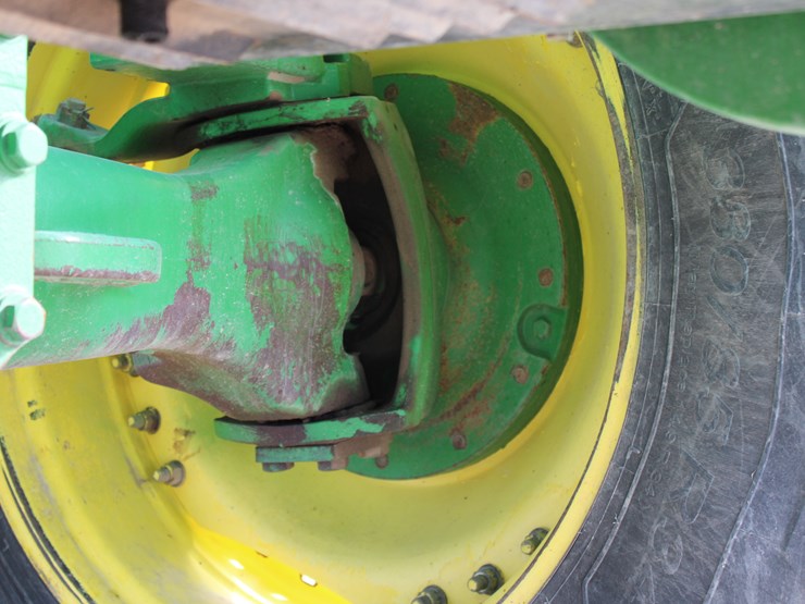 john-deere-8320-image-52
