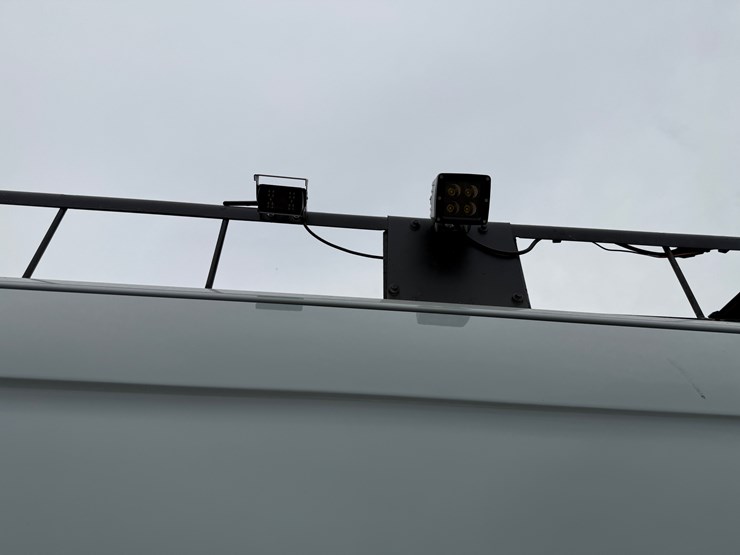 2008-freightliner-sprinter-2500-image-25