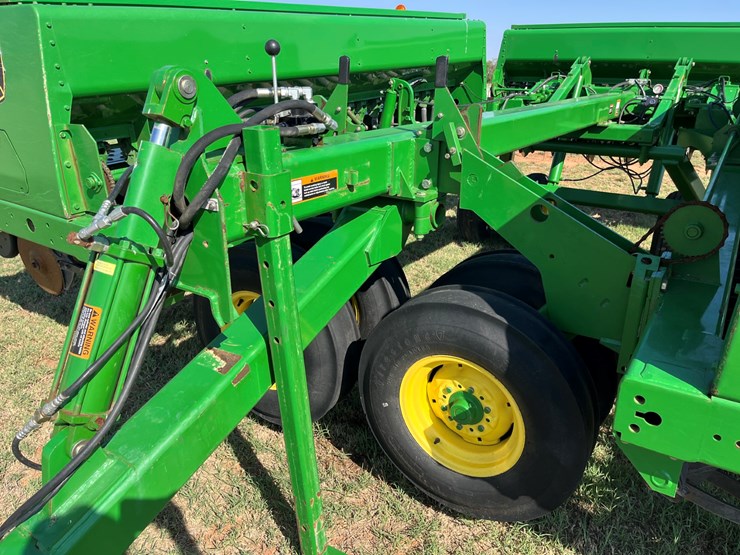 2005-john-deere-455-image-3