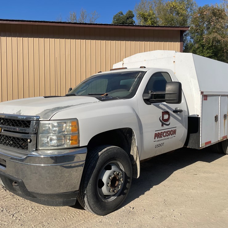#1008 • 2012 Chevy 3500 Utility Truck, (Has Title)