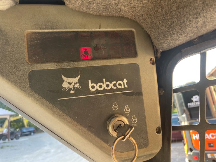 bobcat-864-image-31