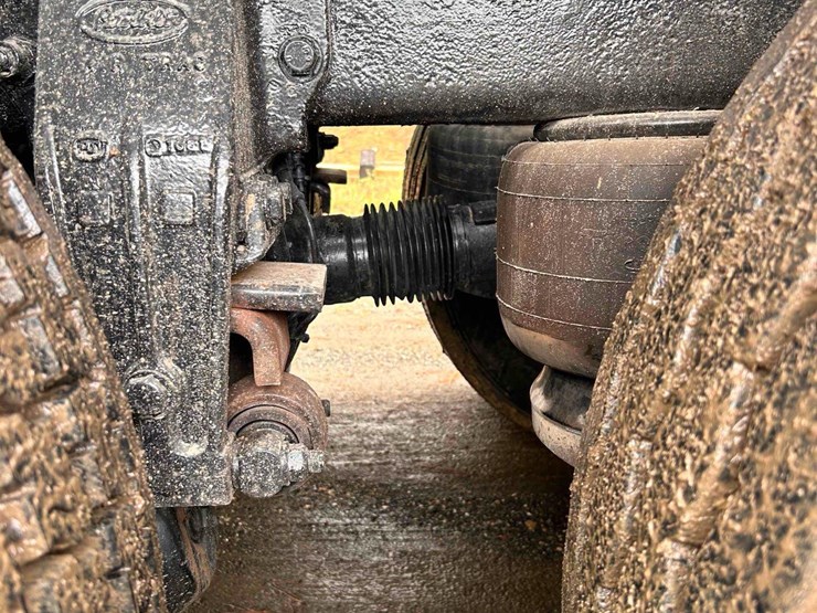 2008-peterbilt-388-image-20