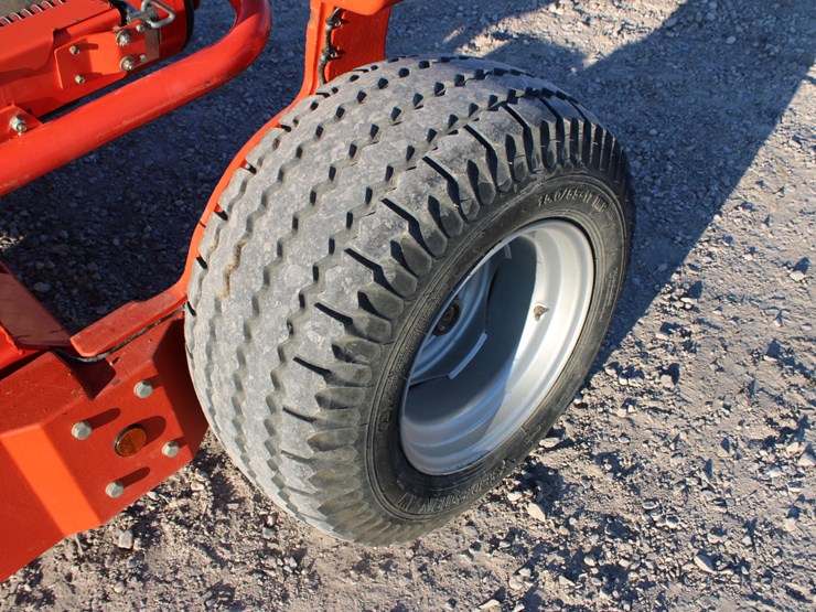 #2097-•-#2097--kuhn-rw1610-single-bale-wrapper-with-twin-wrapper,-monitor,-great-shape-with-low-use!-image-17