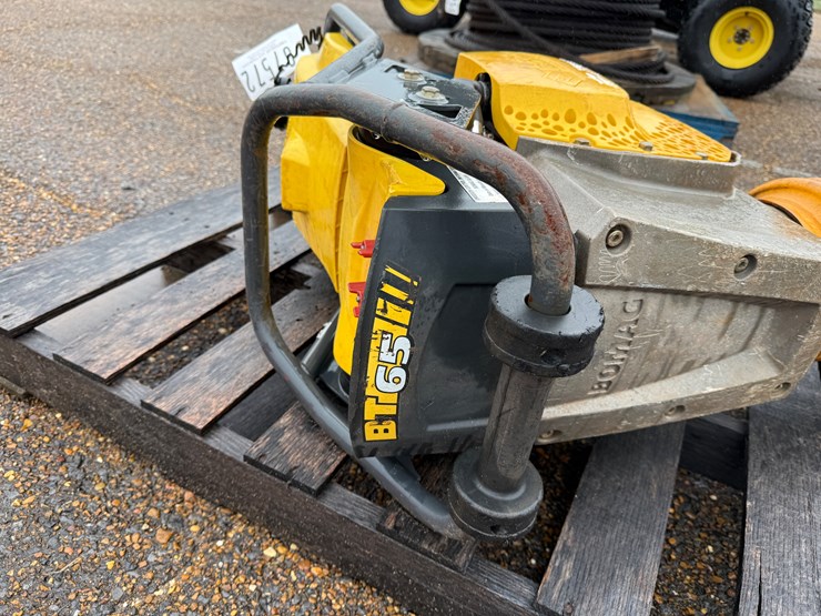 bomag-bt65-image-4
